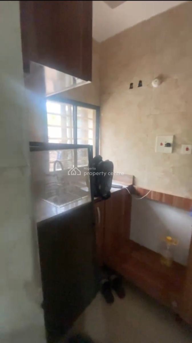 Well Finished Two Bedroom Flat, Gwarinpa, Abuja, Flat / Apartment for Rent