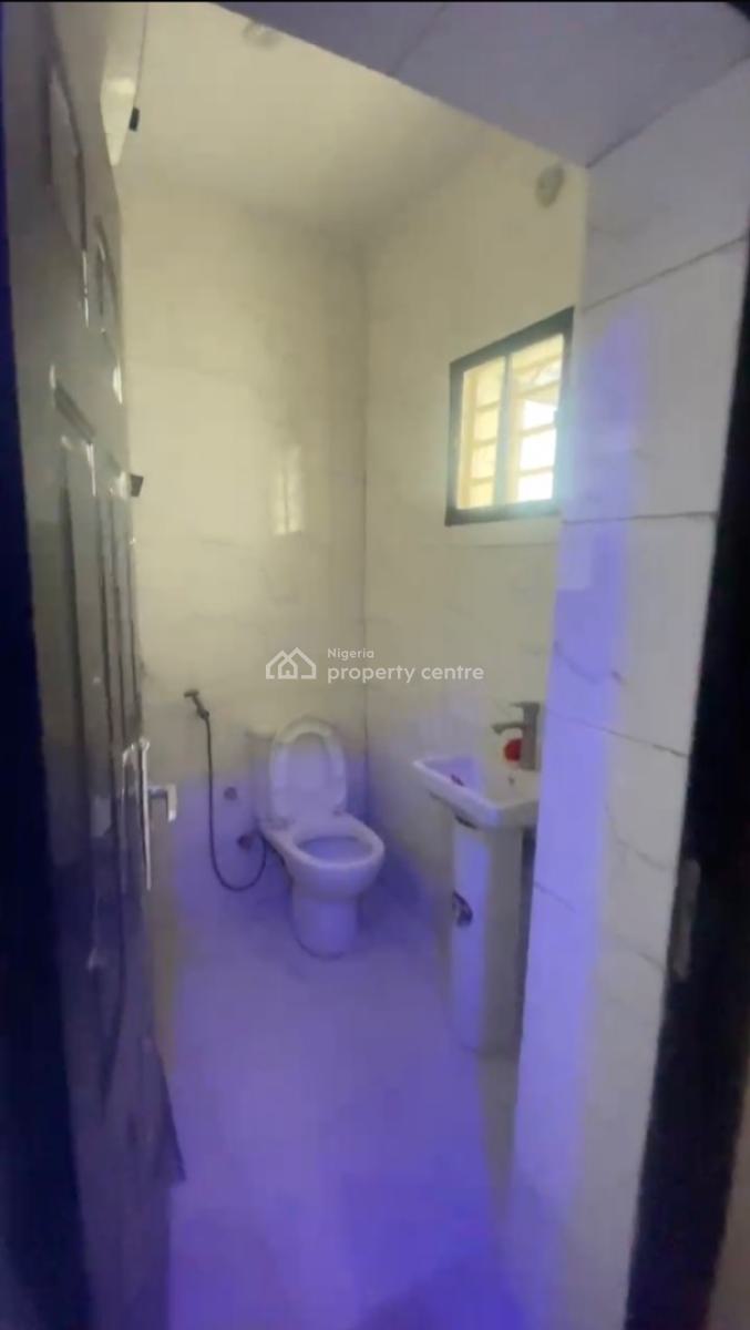 Well Finished Two Bedroom Flat, Gwarinpa, Abuja, Flat / Apartment for Rent