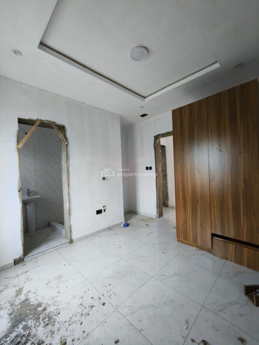 Brand New Luxury and Spacious Studio Apartment, By Enyo Filling Station, Ikate, Lekki, Lagos, Block of Flats for Sale
