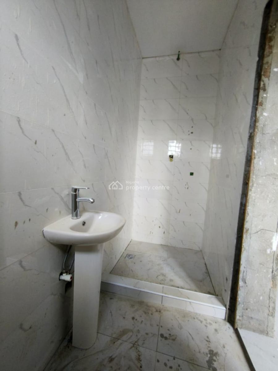 Brand New Luxury and Spacious Studio Apartment, By Enyo Filling Station, Ikate, Lekki, Lagos, Block of Flats for Sale