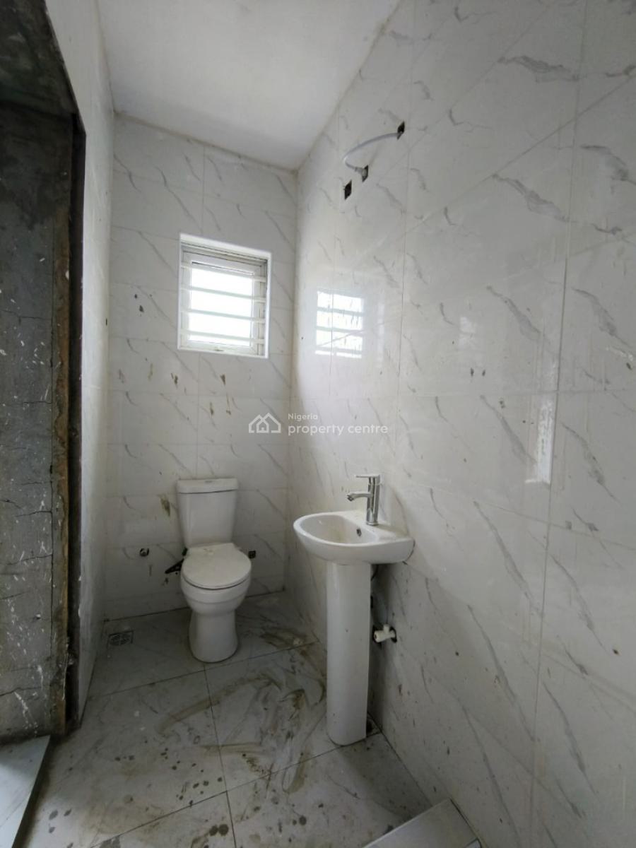 Brand New Luxury and Spacious Studio Apartment, By Enyo Filling Station, Ikate, Lekki, Lagos, Block of Flats for Sale