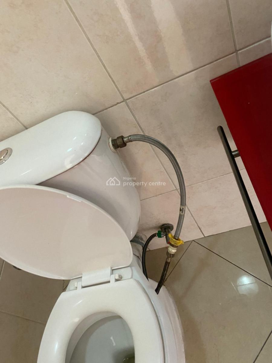 Beautiful 3 Bedroom Flat with Gym and Swimming Pool, Victoria Island (vi), Lagos, Flat / Apartment for Rent