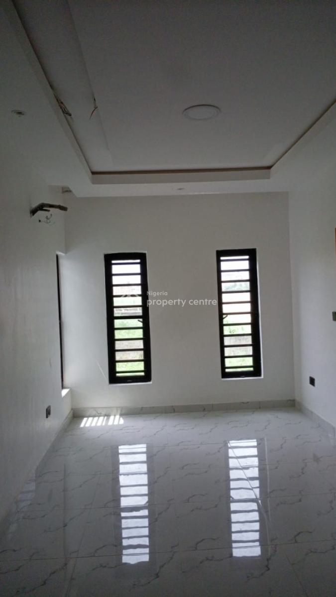 Standard 3 Bedroom Duplex with Bq, Gra, Ogudu, Lagos, Terraced Duplex for Rent