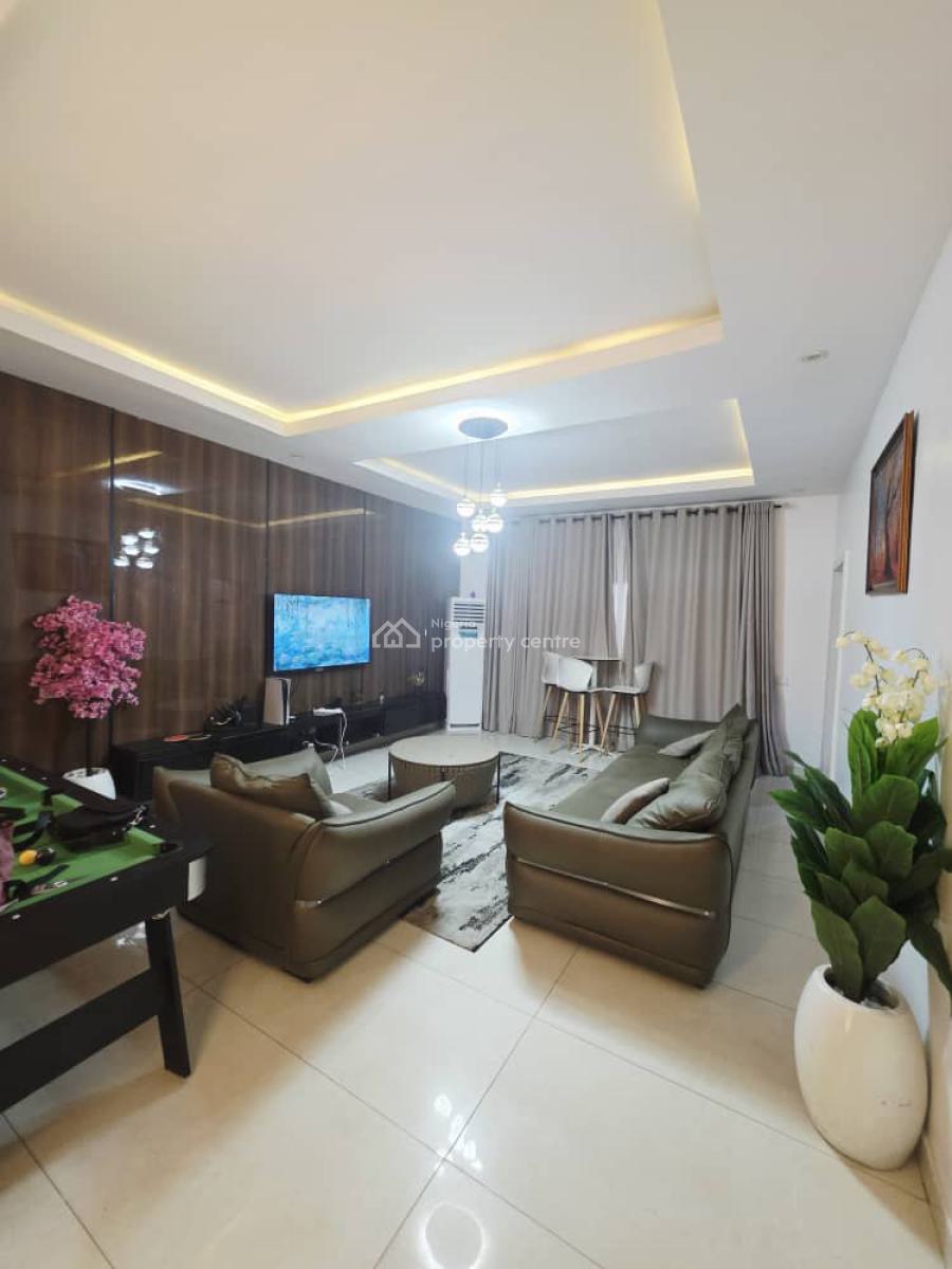 Fully Furnished 4bedroom Penthouse with a Bq, Lekki Phase1 Right Side, Lekki Phase 1, Lekki, Lagos, Flat / Apartment for Rent