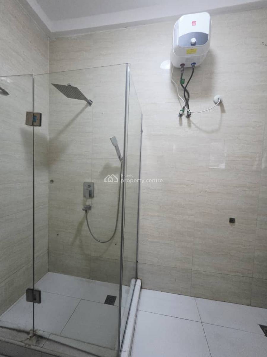 Fully Furnished 4bedroom Penthouse with a Bq, Lekki Phase1 Right Side, Lekki Phase 1, Lekki, Lagos, Flat / Apartment for Rent