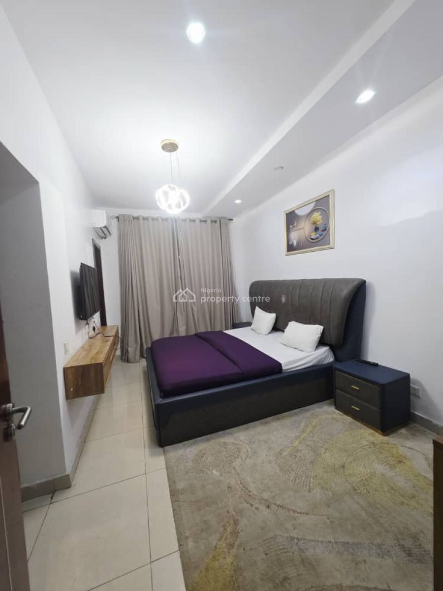 Fully Furnished 4bedroom Penthouse with a Bq, Lekki Phase1 Right Side, Lekki Phase 1, Lekki, Lagos, Flat / Apartment for Rent