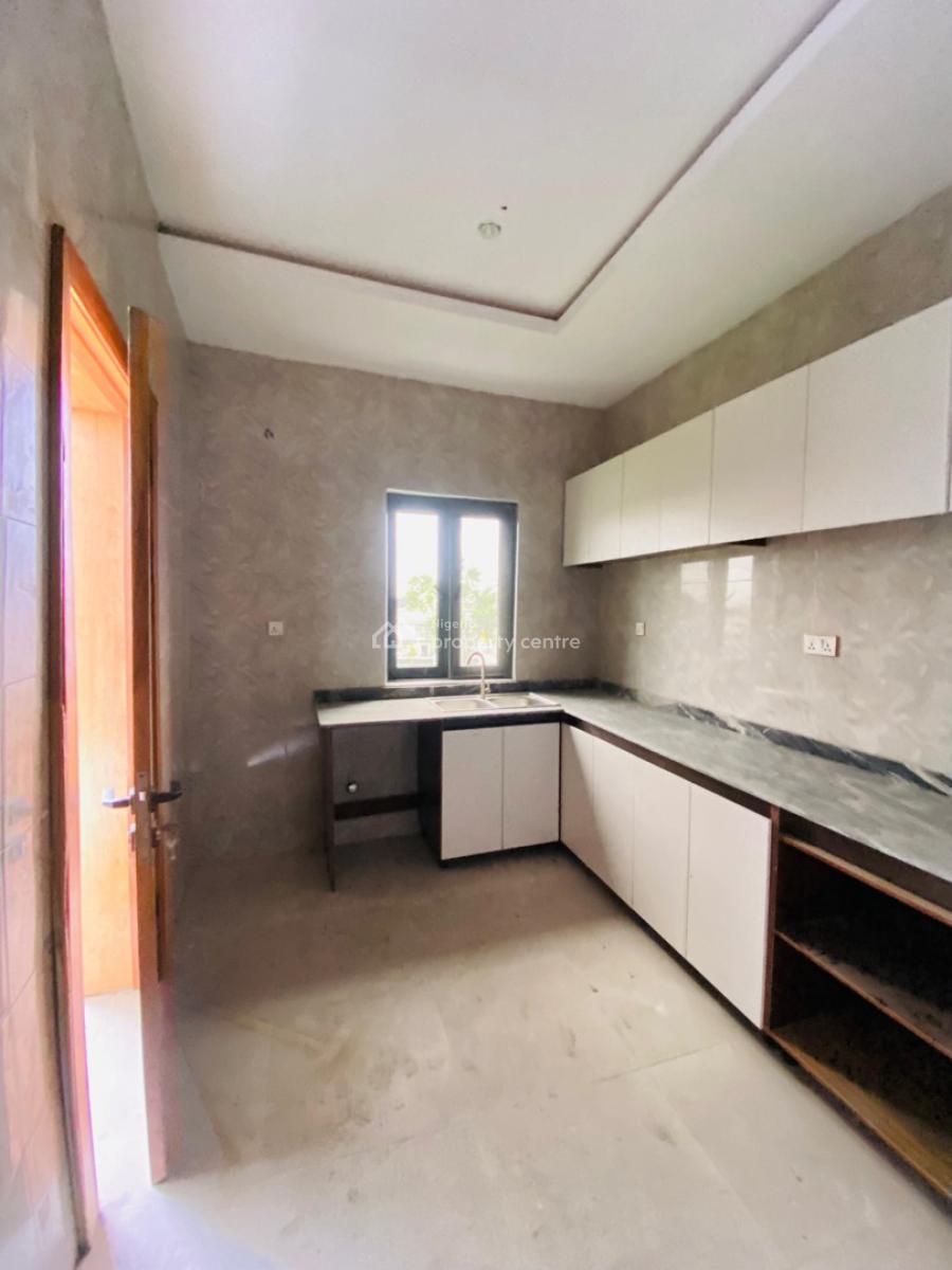 3 Bedroom Apartment, Ogombo, Ajah, Lagos, Flat / Apartment for Sale