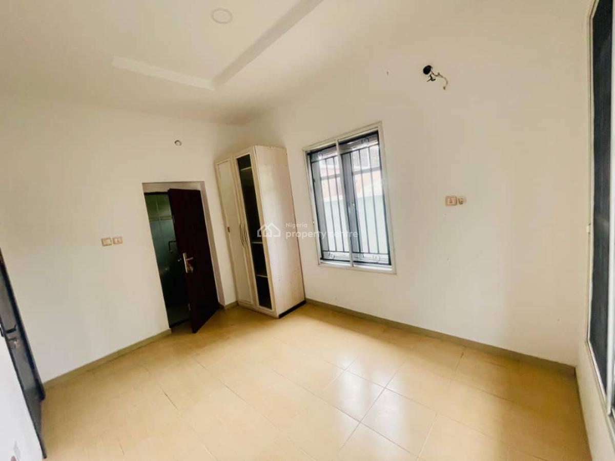 Well Built 5 Bedroom Fully Detached Duplex in a Secured and Call-in Estate, Agungi, Lekki, Lagos, Detached Duplex for Sale