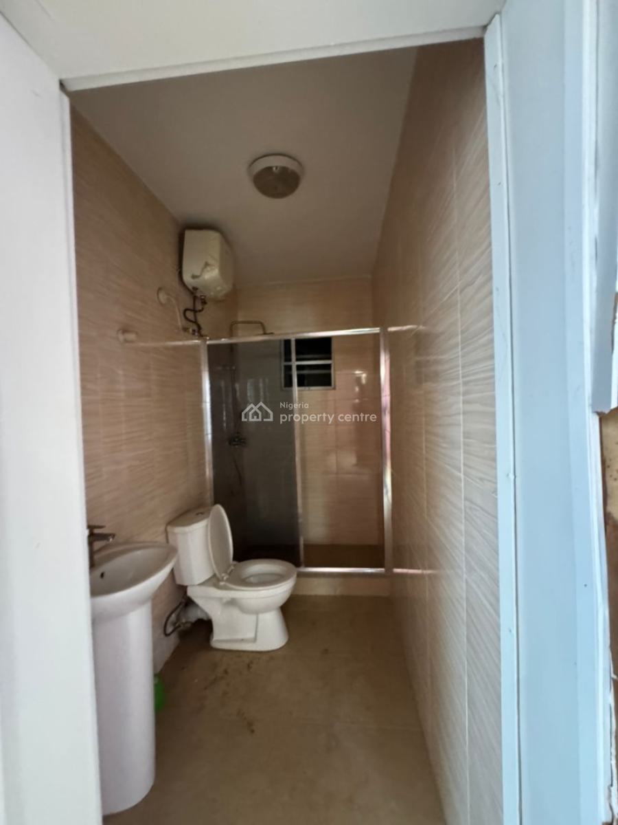 Distress Luxury Sweet 3 Bedroom Terrace Duplex Orchid, Orchid, Lekki, Lagos, Terraced Duplex for Sale