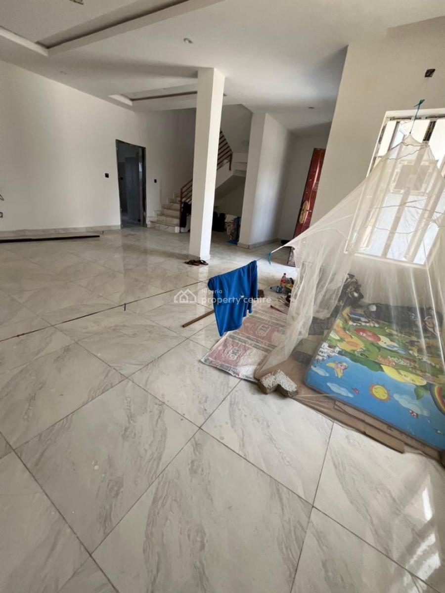 4 Bedroom Terrace with Bq, Gaduwa, Abuja, Terraced Duplex for Sale