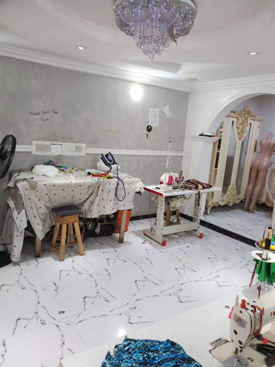 2 Bedroom Bungalow, Abraham Adesanya Estate, Ajah, Lagos, Semi-detached Bungalow for Sale