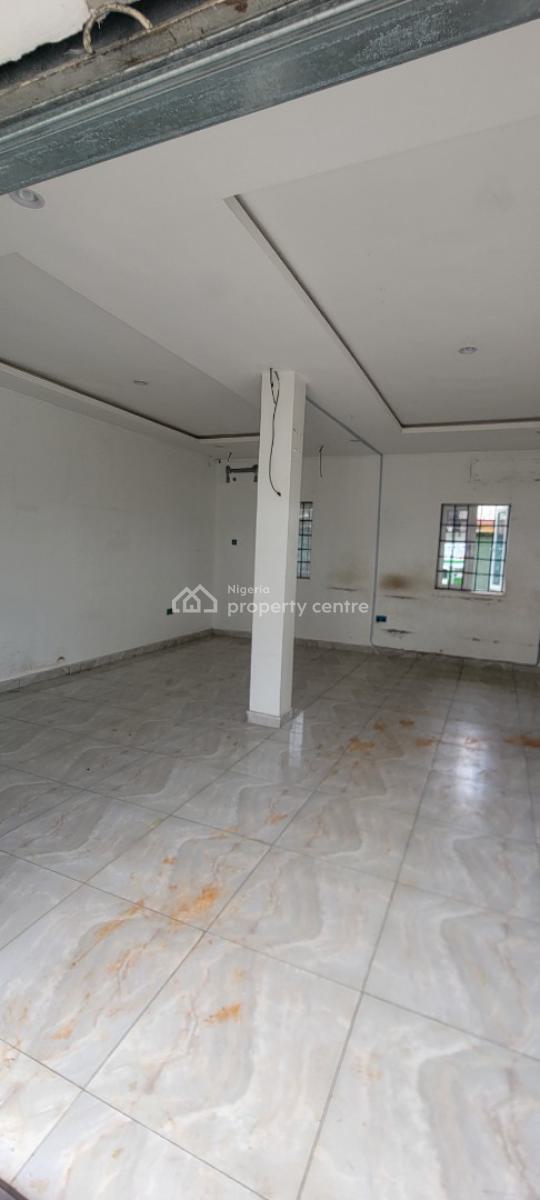 an Office Space Measuring 90sqm( Mini Mart), Orimolade College Road,ogba, Ogba, Ikeja, Lagos, Office Space for Rent