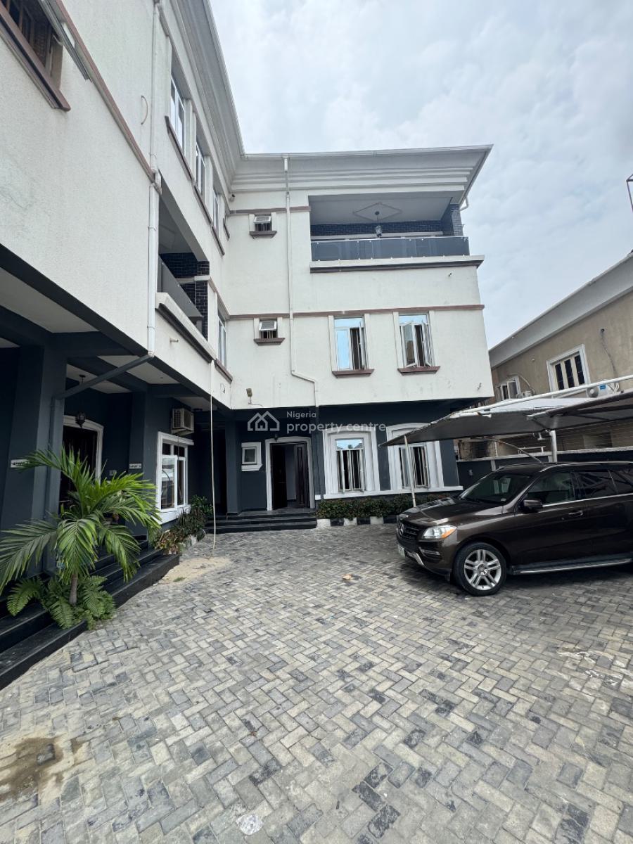 Well Maintained 3bedroom Terrace Duplex with Ba, Lekki Right, Lekki Phase 1, Lekki, Lagos, Terraced Duplex for Rent