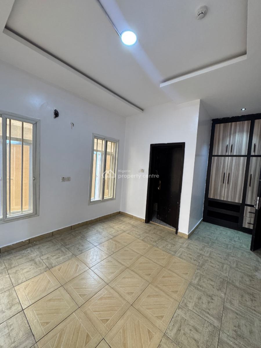 Well Maintained 3bedroom Terrace Duplex with Ba, Lekki Right, Lekki Phase 1, Lekki, Lagos, Terraced Duplex for Rent