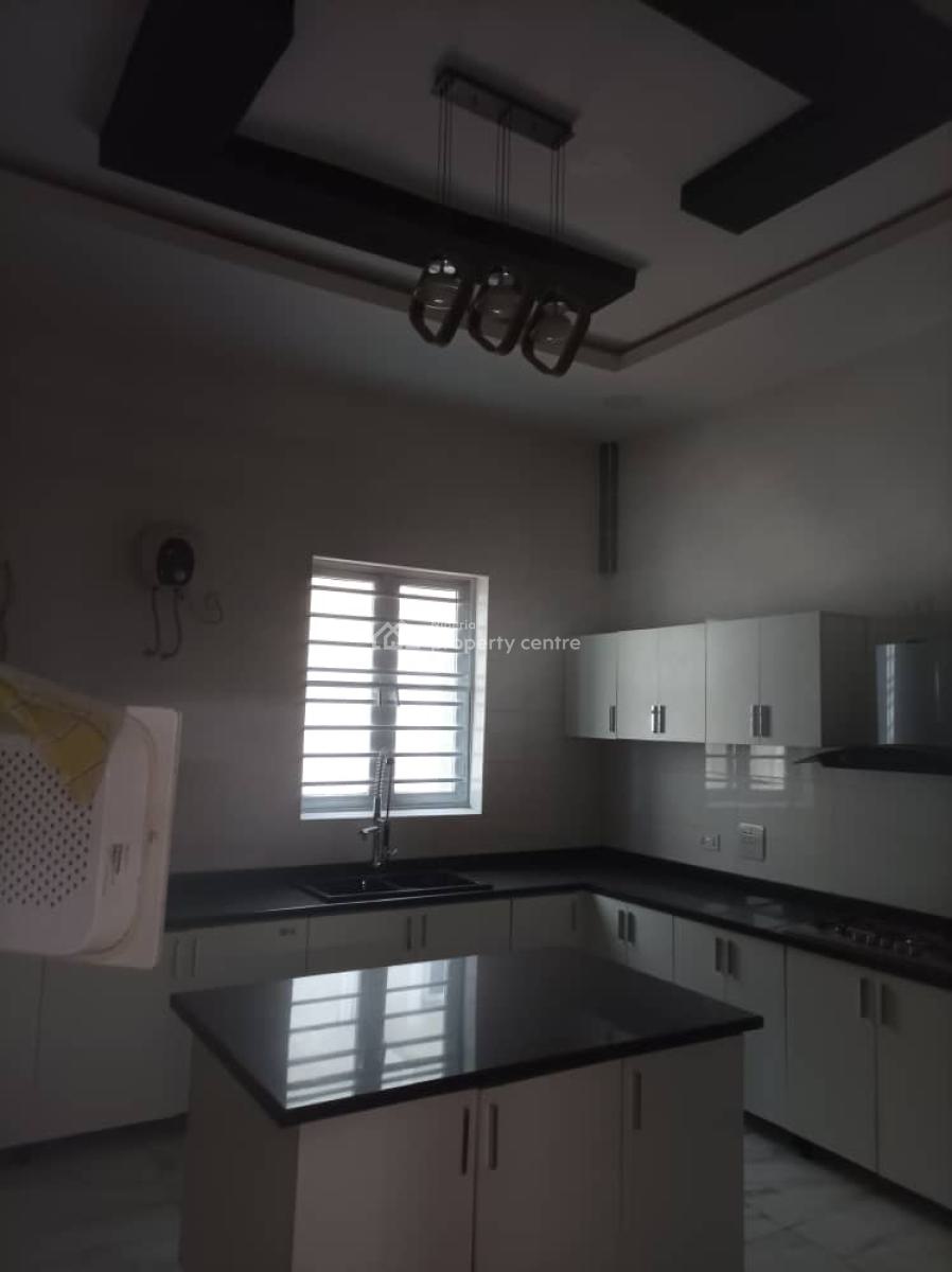 4 Bedroom Terrace Duplex with a Bq Location - Breada Isaac Court, Breada Isaac Court, Osapa, Lekki, Lagos, Terraced Duplex for Rent