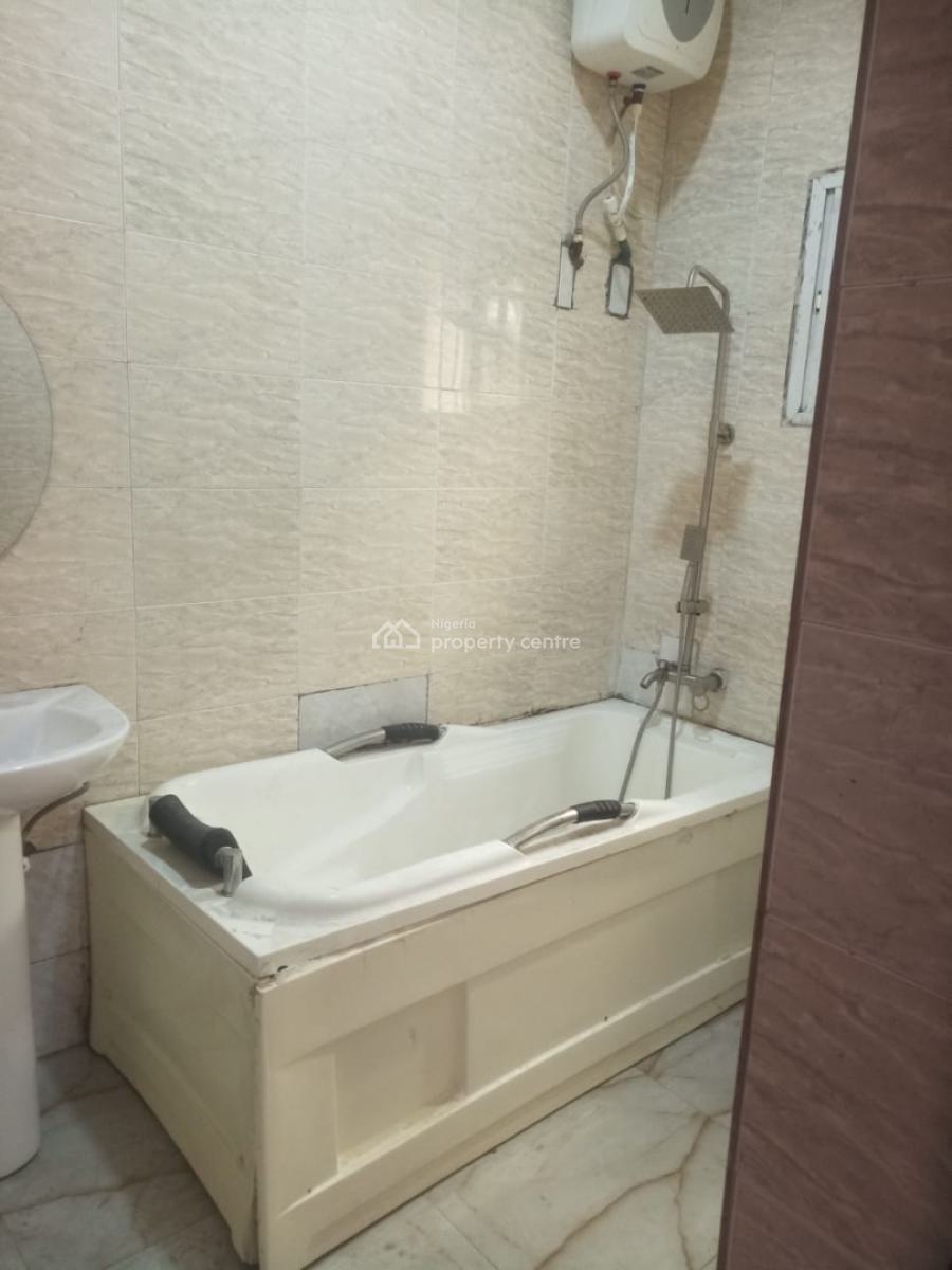Spacious 3 Bedroom Apartment, Ogidan, Sangotedo, Ajah, Lagos, Flat / Apartment for Rent