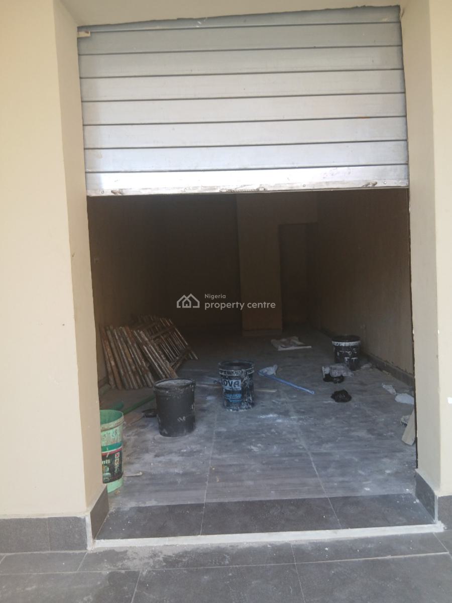 Good Shop, Yaba, Lagos, Shop for Rent