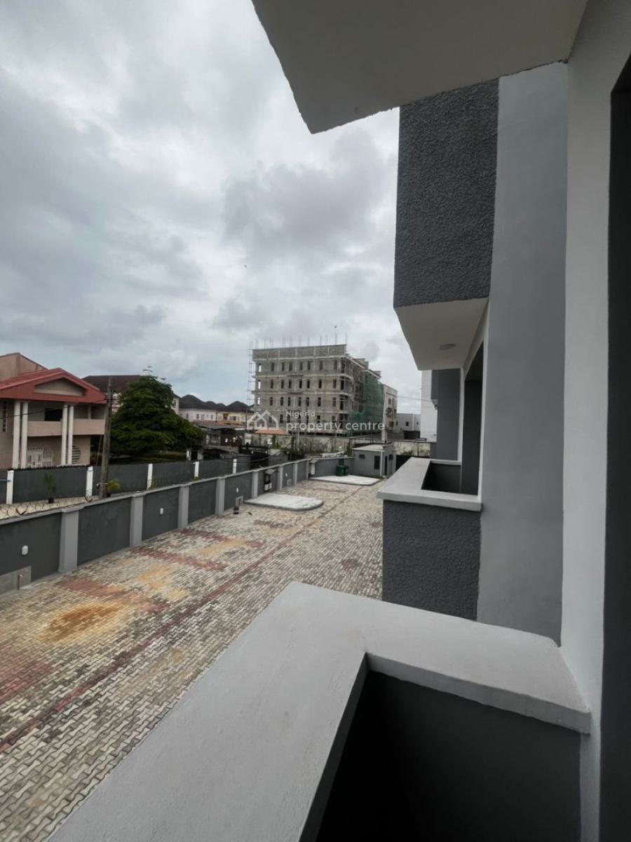 4 Bedrooms Terraced Duplex with Study Room and Bq, Spg Road, Ologolo, Lekki, Lagos, Terraced Duplex for Sale