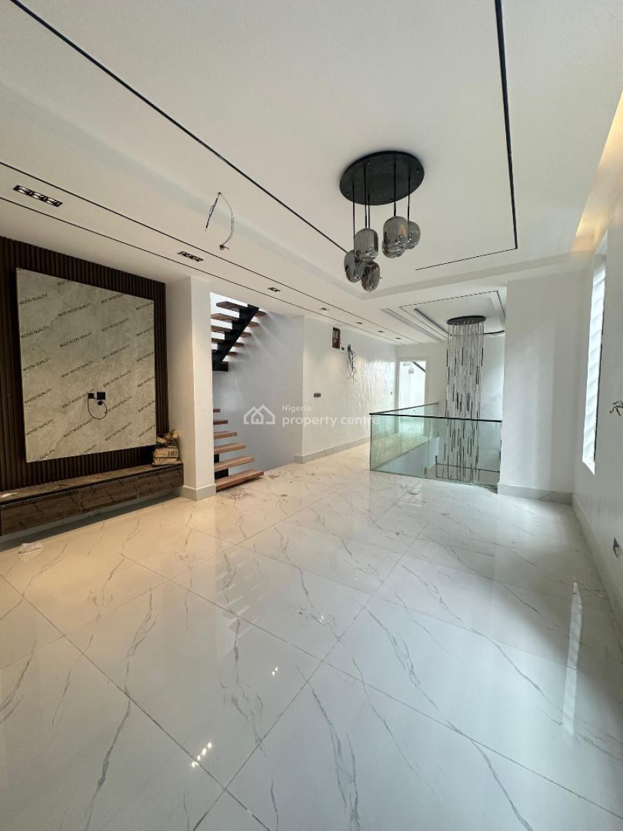 Contemporary Spacious 5 Bedroom Fully Detached Duplex with Bq, Rooftop, Lekki Phase 1, Lekki, Lagos, Detached Duplex for Sale
