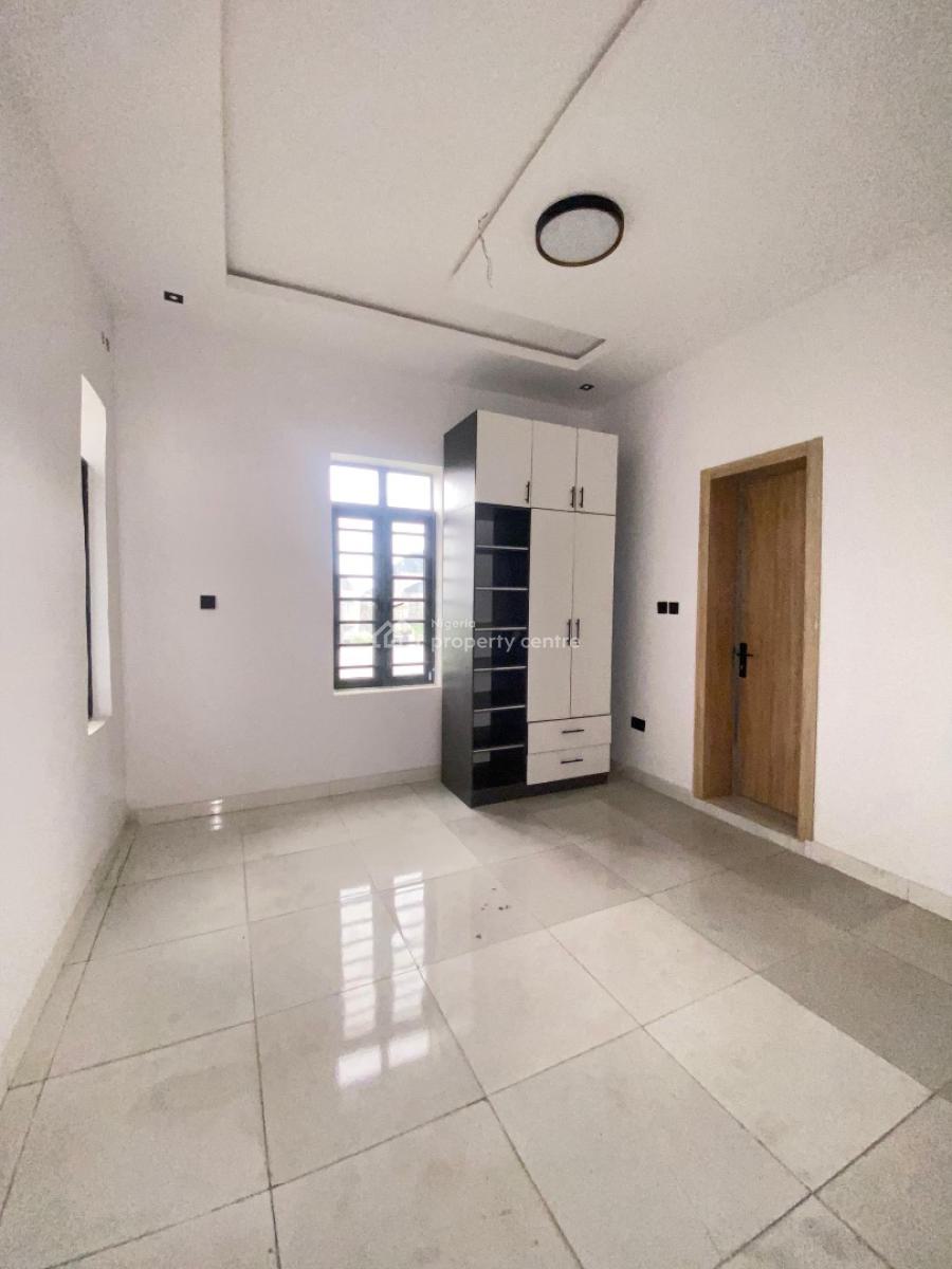 2 Bedroom Apartment with Gym, Ogombo, Ajah, Lagos, Flat / Apartment for Sale