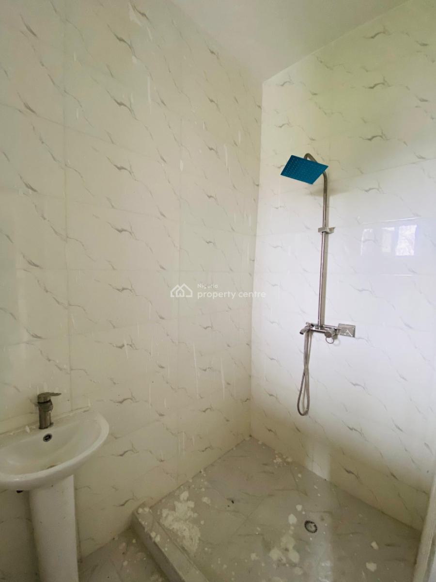Spacious 3 Bedroom Apartment, Ogombo, Ajah, Lagos, Flat / Apartment for Sale