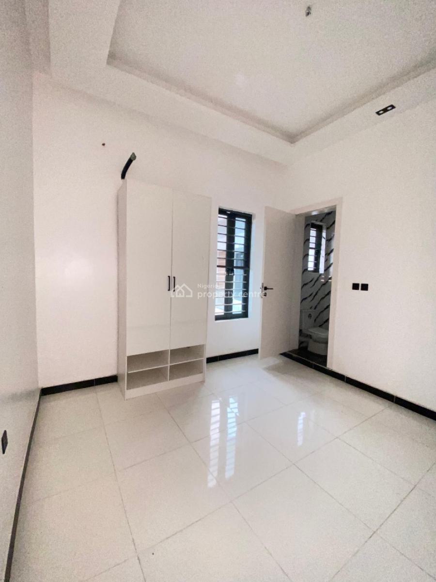 5 Bedroom Fully Detached Duplex with Swimming Pool, Ogombo, Ajah, Lagos, Detached Duplex for Sale