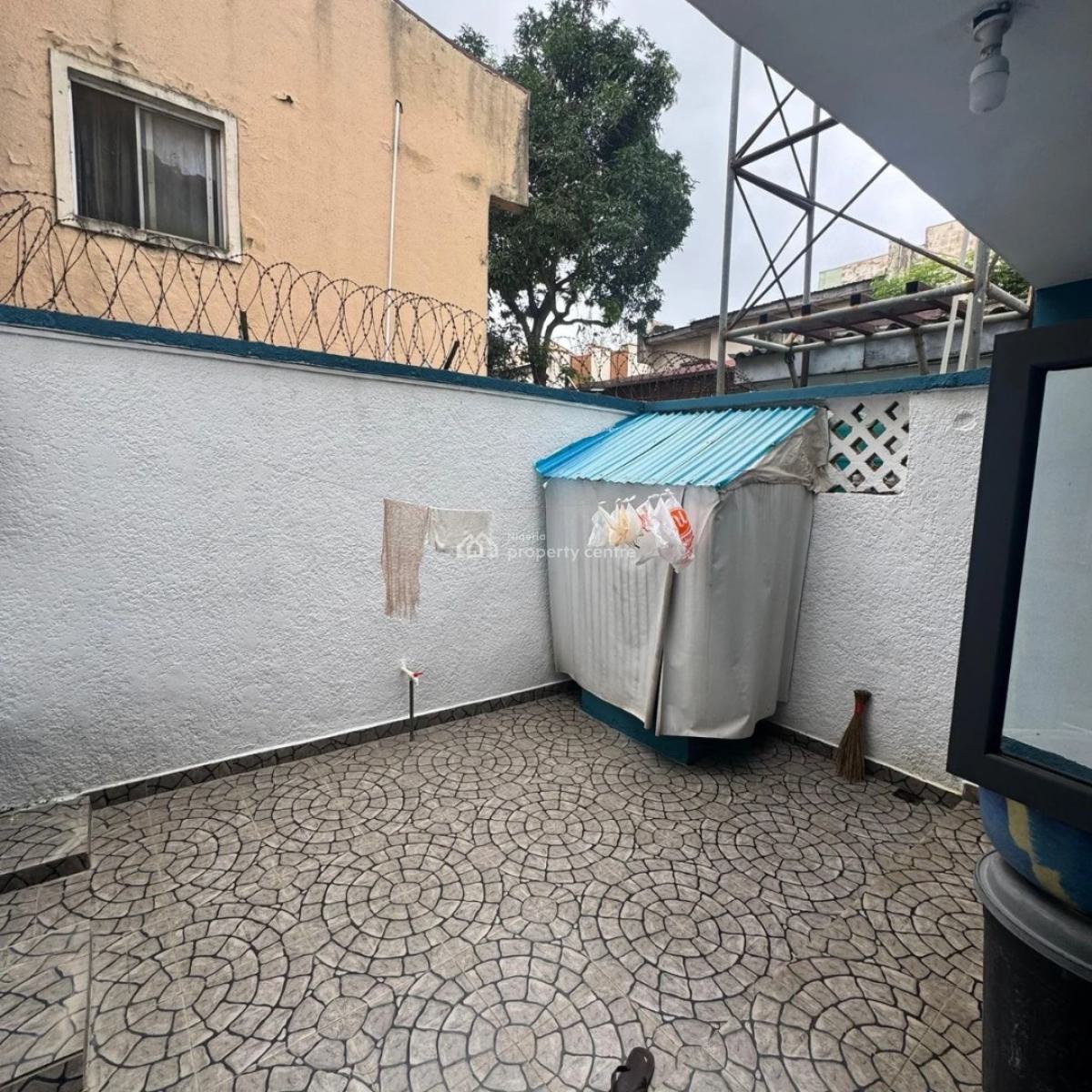 4 Bedrooms Semi Detached Duplex with One Bedroom Guest Suite, Kado, Abuja, Semi-detached Duplex for Sale