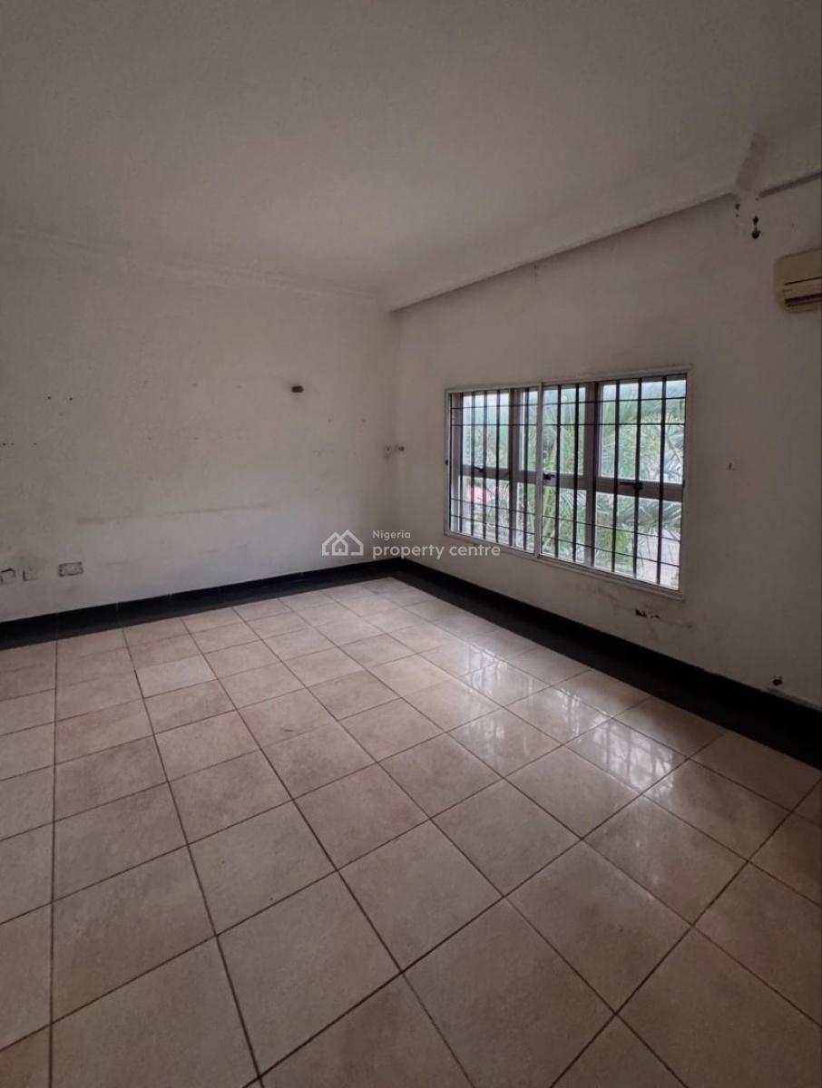 4 Bedrooms Terrace with Maids Room in a Serene Environment, Maitama District, Abuja, Terraced Duplex for Sale