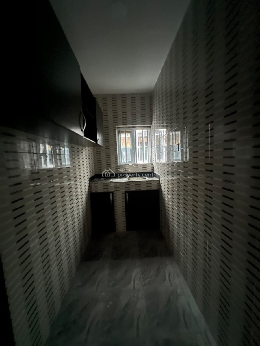Brand New Spacious 2 Bedroom Apartment, Silverland Estate, Sangotedo, Ajah, Lagos, Flat / Apartment for Rent