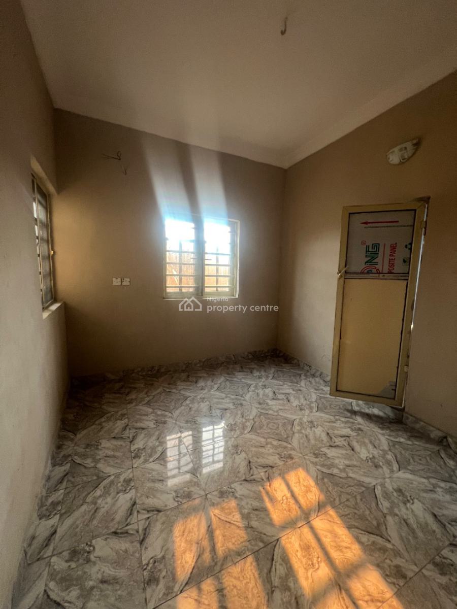 Spacious 2 Bedroom Apartment, Lekki Scheme 2, Ogombo, Ajah, Lagos, Flat / Apartment for Rent