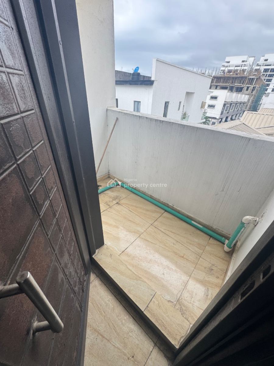 a Very Spacious 6 Bedrooms House Suitable for Commercial/residential, Off Freedom Way, Lekki Phase 1, Lekki, Lagos, Semi-detached Duplex for Rent