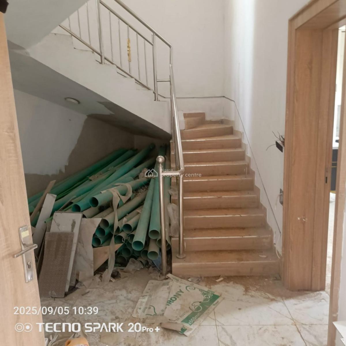 4 Bedrooms Semi Detached Duplex, Behind Road Safety, Ojodu, Lagos, Semi-detached Duplex for Sale