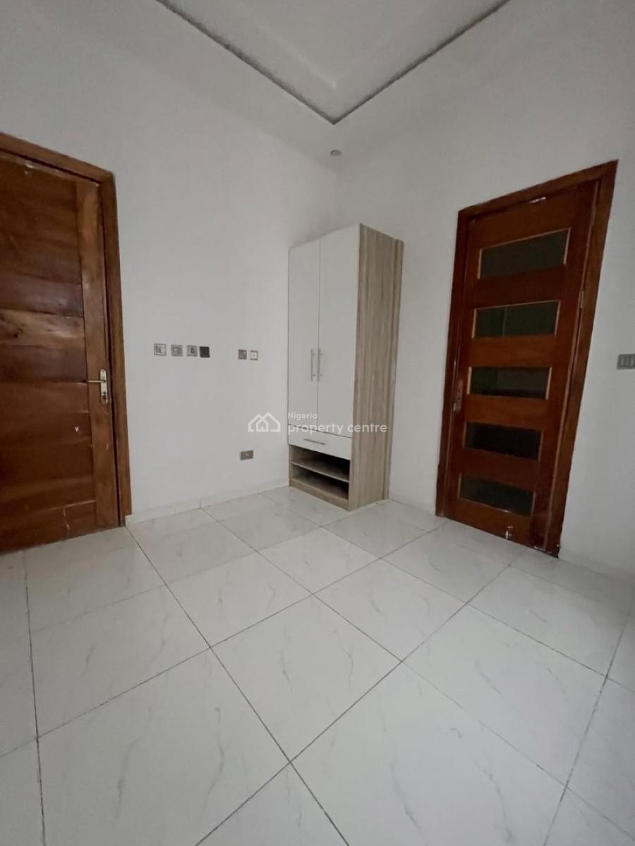 Self-serviced, Come with Your Own Generator 5 Bedroom En-suite Detache, Before Chevron Drive, Osapa, Lekki, Lagos, House for Rent