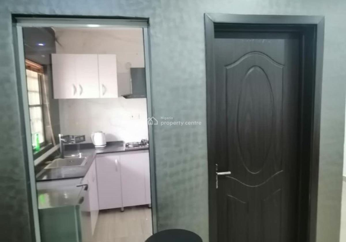 Cozy Haven, Ikeja, Lagos, Mini Flat (room and Parlour) Short Let