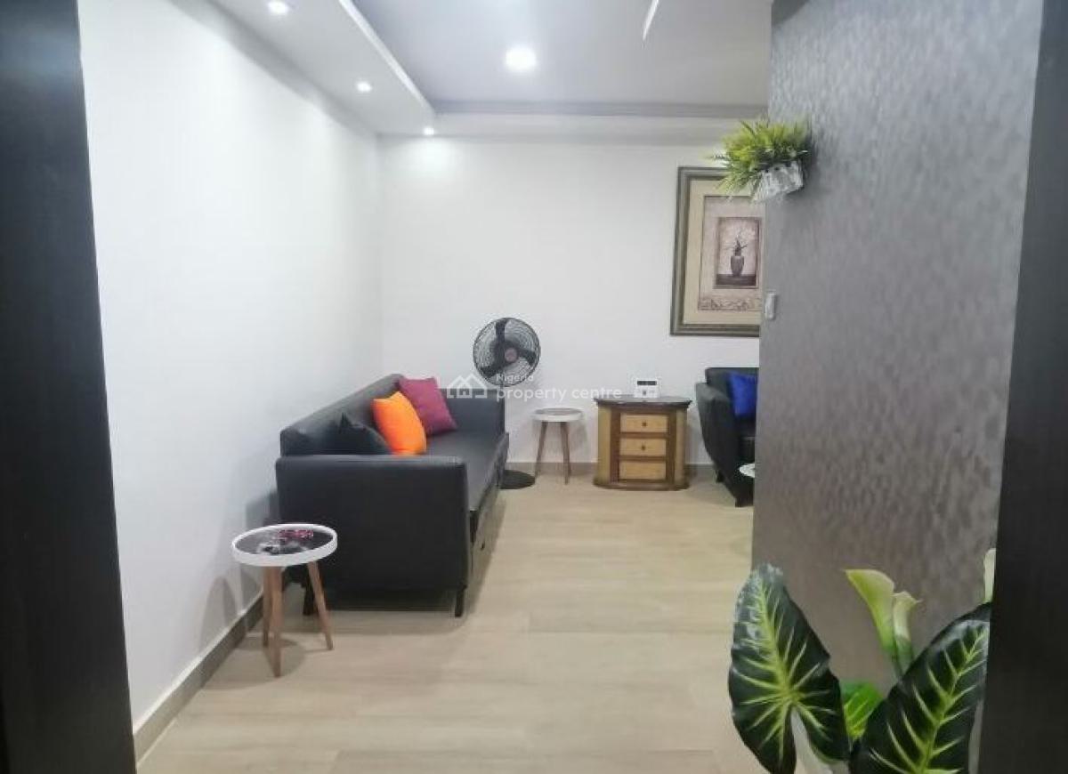 Cozy Haven, Ikeja, Lagos, Mini Flat (room and Parlour) Short Let