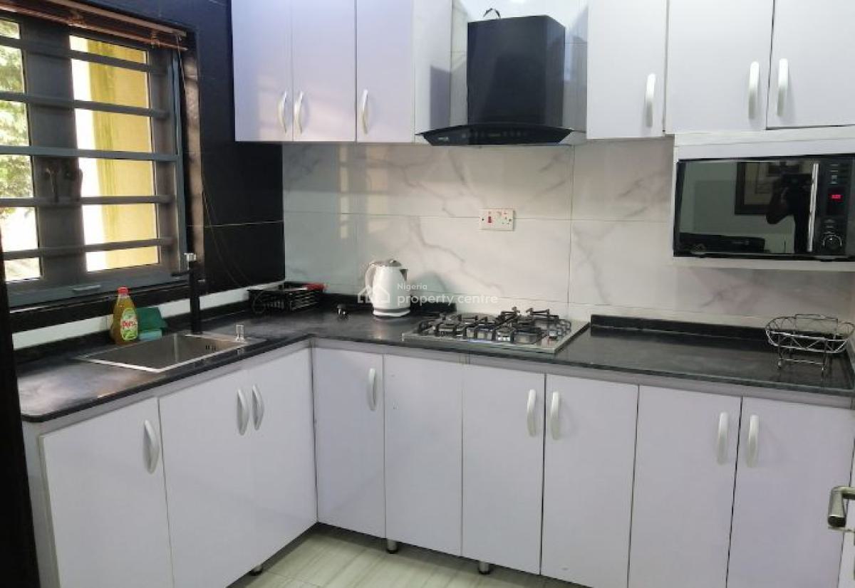 Cozy Haven, Ikeja, Lagos, Mini Flat (room and Parlour) Short Let