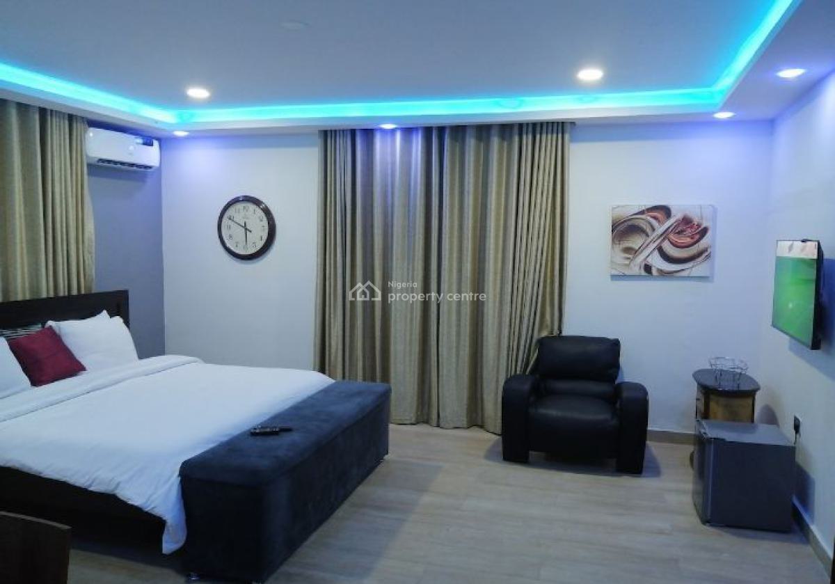 Cozy Haven, Ikeja, Lagos, Mini Flat (room and Parlour) Short Let
