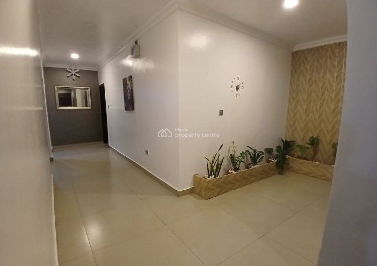 Cozy Haven, Ikeja, Lagos, Mini Flat (room and Parlour) Short Let
