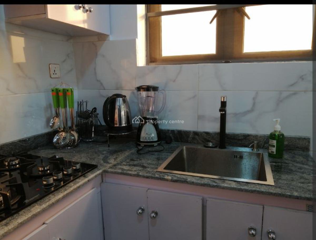 New Penthouse, Ikeja, Lagos, Mini Flat (room and Parlour) Short Let