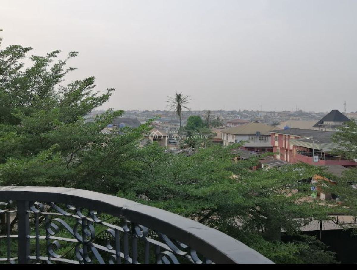 New Penthouse, Ikeja, Lagos, Mini Flat (room and Parlour) Short Let