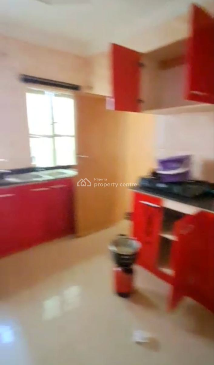 2 Bedroom Apartment in an Estate, Osapa, Lekki, Lagos, Flat / Apartment for Rent