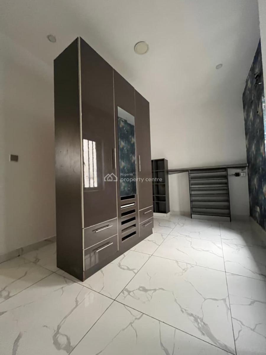 Luxury Built 4 Bedrooms Terraced Duplex in a Very Secured Estate, Gbagada, Lagos, Terraced Duplex for Sale