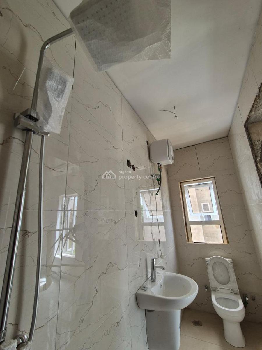 Modern & Exquisitely Detailed 4-bedroom Penthouse (triplex), Two Livin, Kolapo Ishola Gra Akobo, Akobo, Ibadan, Oyo, Detached Duplex for Sale