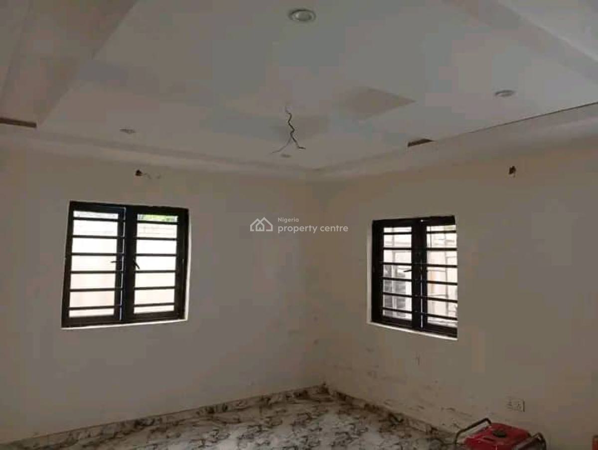 Spacious and Lovely 2 Bedroom Apartment, Gra Phase 1, Magodo, Lagos, Flat / Apartment for Rent