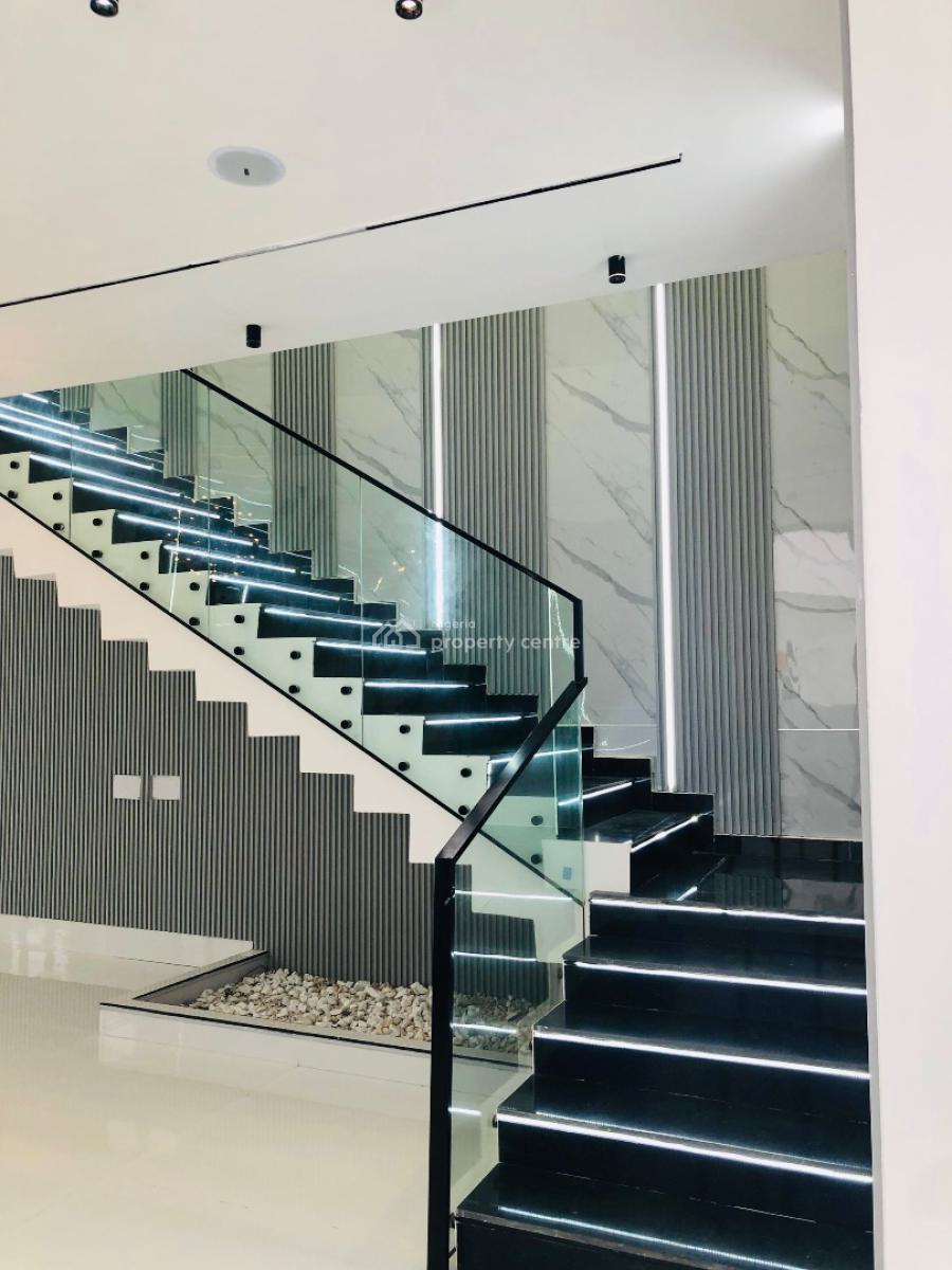 Classic 5 Bedroom Home in Oral Estate Lekki, Oral Estate, Lekki, Lagos, Detached Duplex for Sale