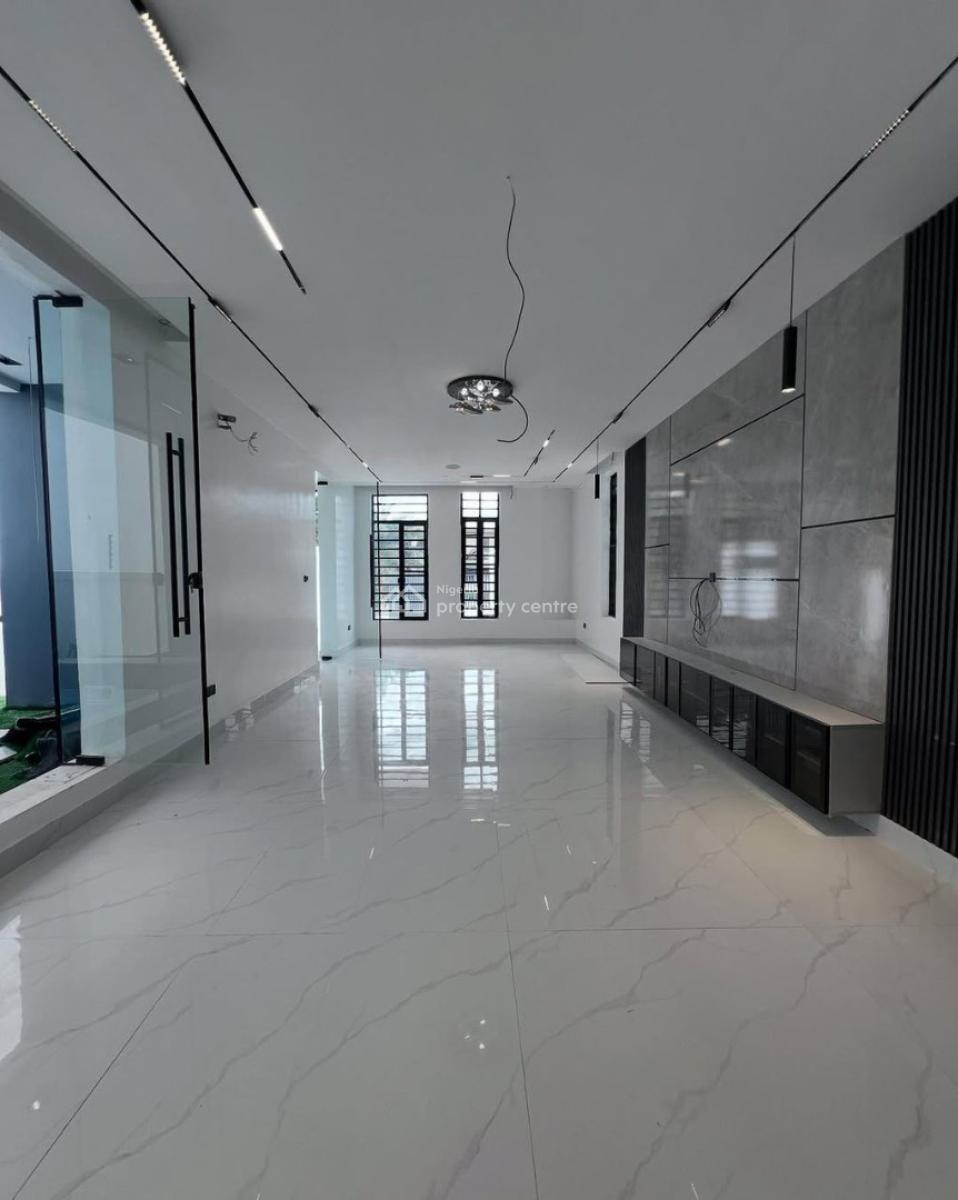 a Master Class 5 Bedroom Detached Duplex with Domestic Quarters, Pekka Pennisula, Lekki Phase 1, Lekki, Lagos, Detached Duplex for Sale