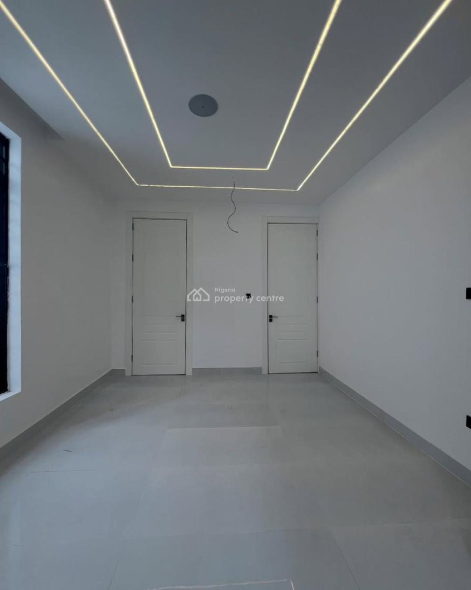 a Master Class 5 Bedroom Detached Duplex with Domestic Quarters, Pekka Pennisula, Lekki Phase 1, Lekki, Lagos, Detached Duplex for Sale