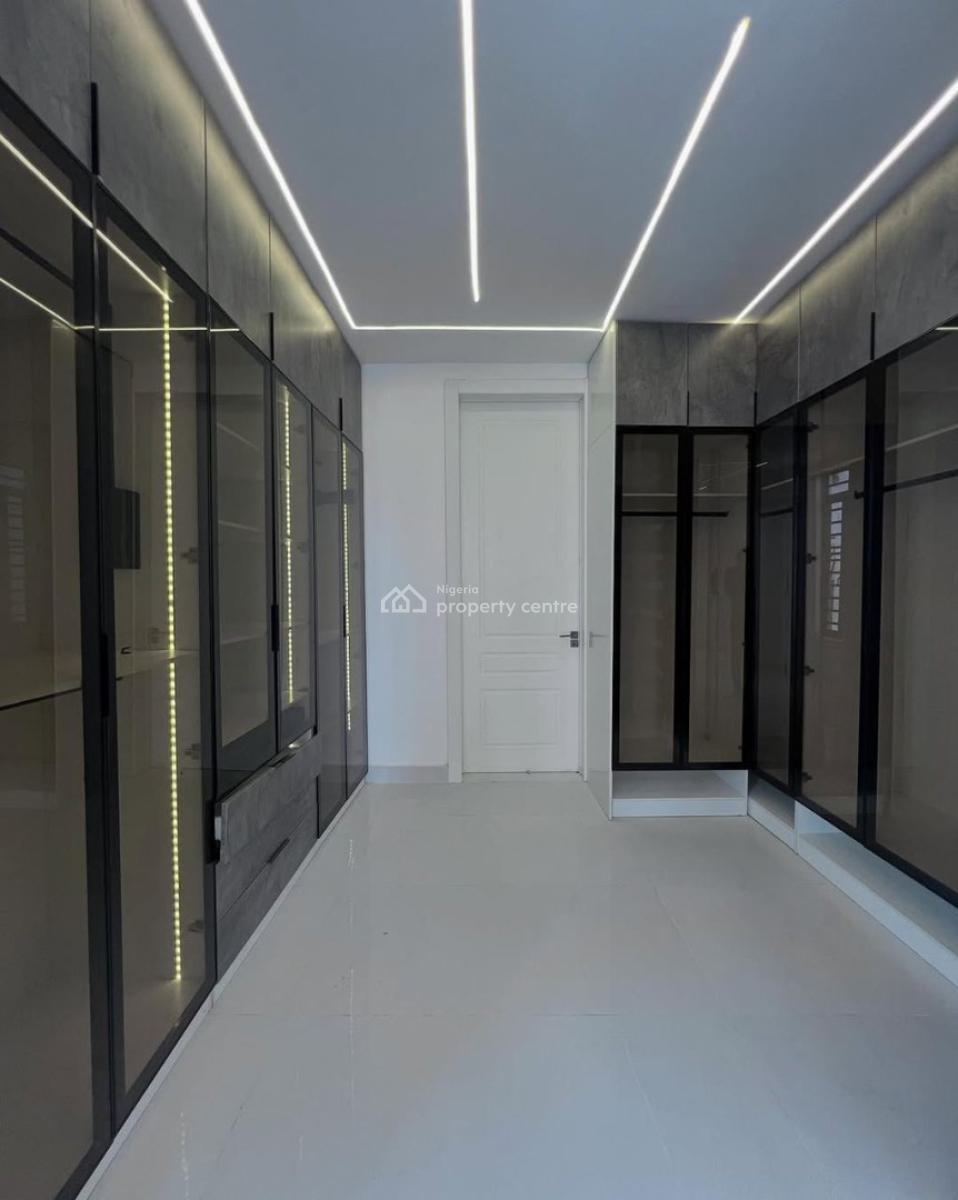 a Master Class 5 Bedroom Detached Duplex with Domestic Quarters, Pekka Pennisula, Lekki Phase 1, Lekki, Lagos, Detached Duplex for Sale