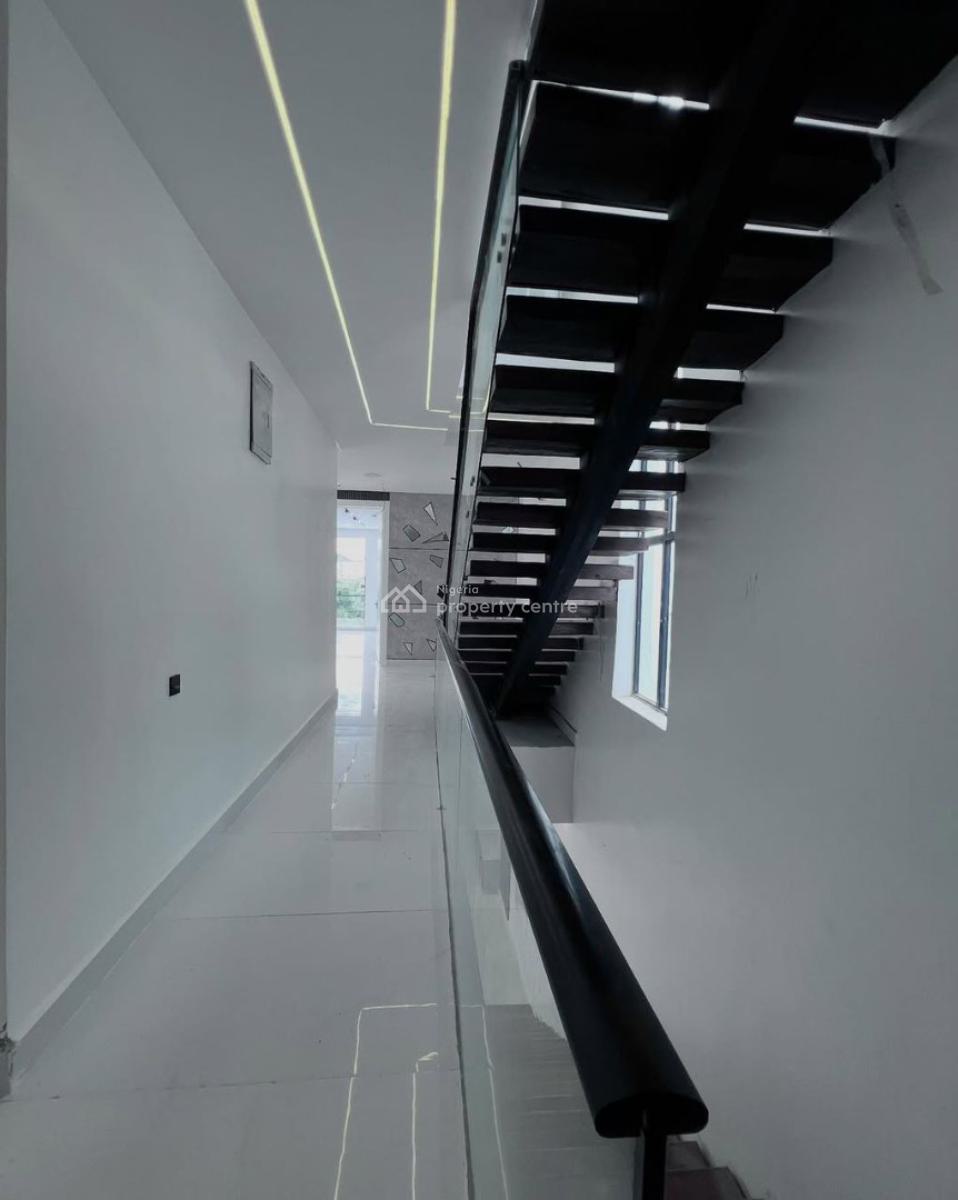 a Master Class 5 Bedroom Detached Duplex with Domestic Quarters, Pekka Pennisula, Lekki Phase 1, Lekki, Lagos, Detached Duplex for Sale