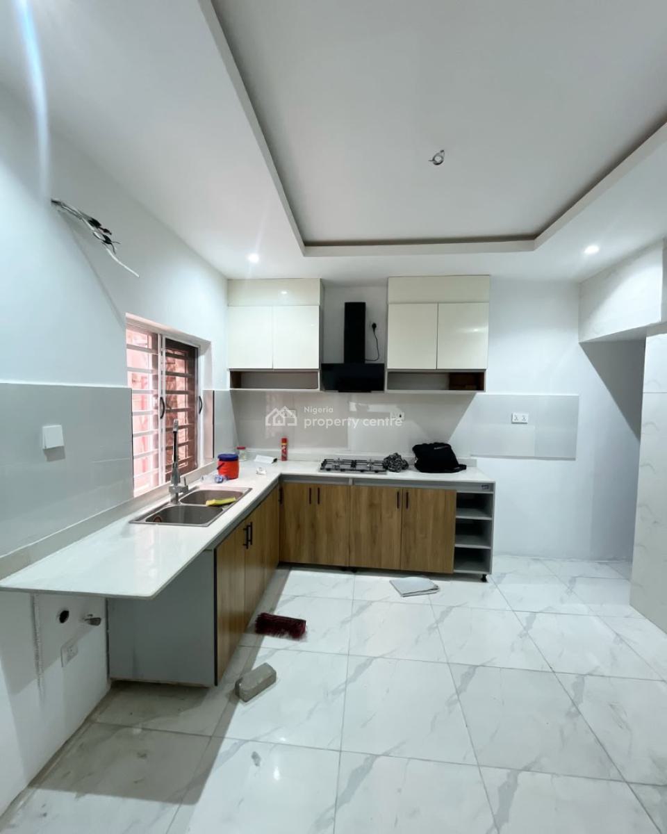 4 Bedroom Terrace Duplex with Bq, Lekki, Lekki Phase 1, Lekki, Lagos, Terraced Duplex for Rent